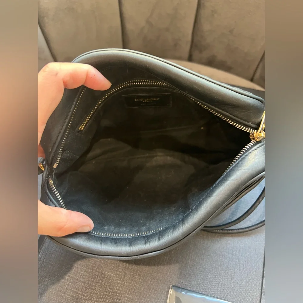 Yves Saint Laurent Victoire Camera Bag - Picture 13 of 15